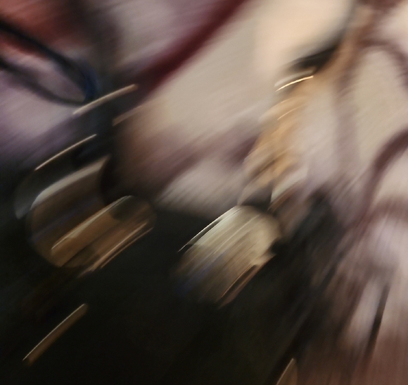 Vince Camuto Black Leather Shoulder Bag - Picture 8 of 10